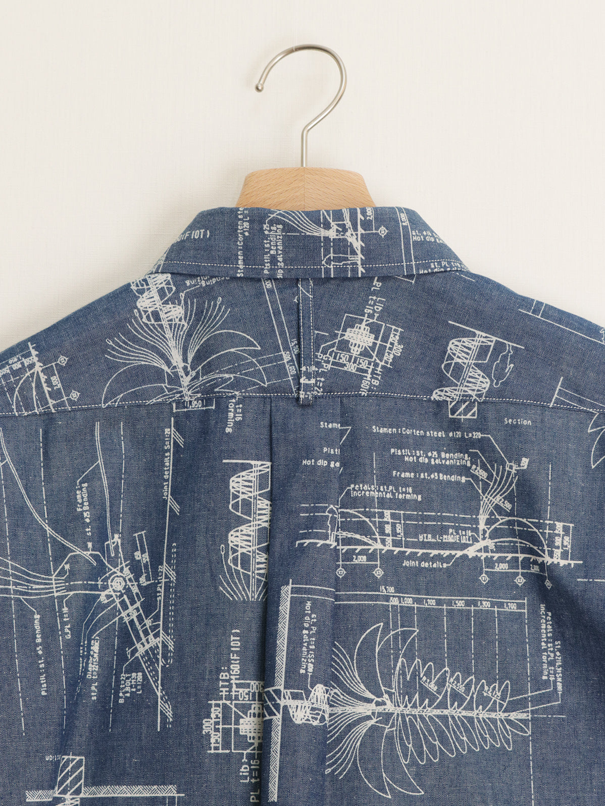 "マジュンデイゴタワー"かりゆしシャツ | majun plus