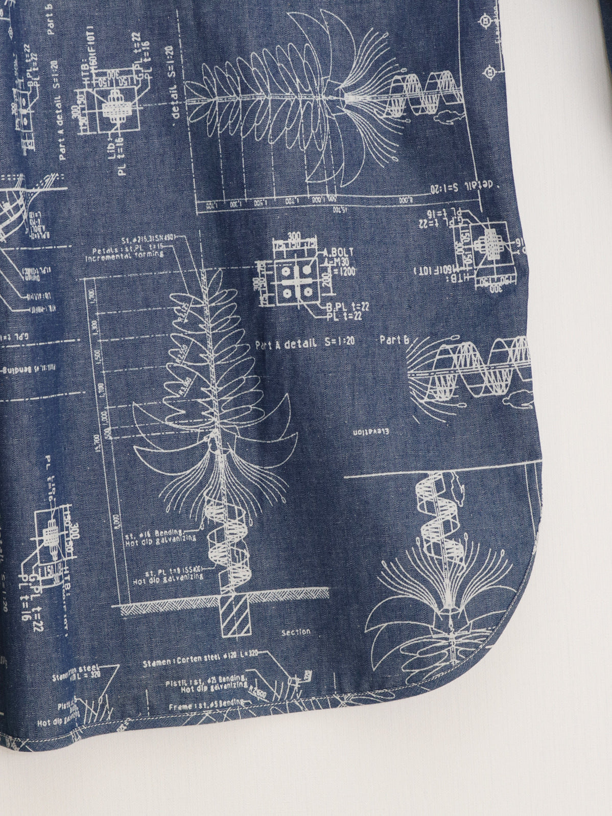 "マジュンデイゴタワー"かりゆしシャツ | majun plus