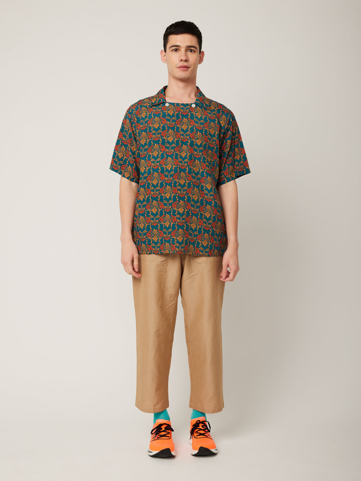 スラッシュカットプルオーバーシャツ | Jipijapa