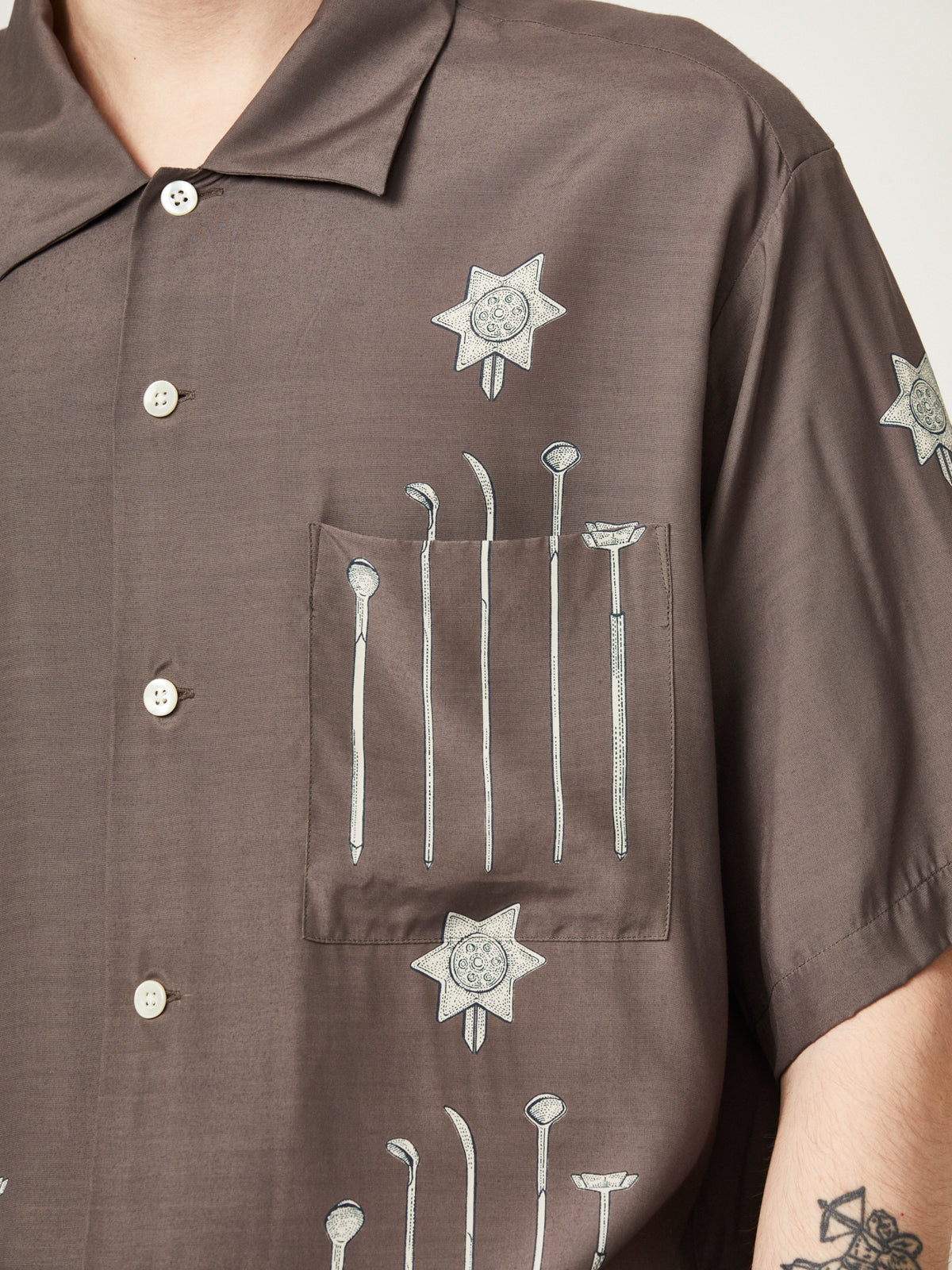 ジーファ―とカミサシ かりゆしシャツ | majun plus