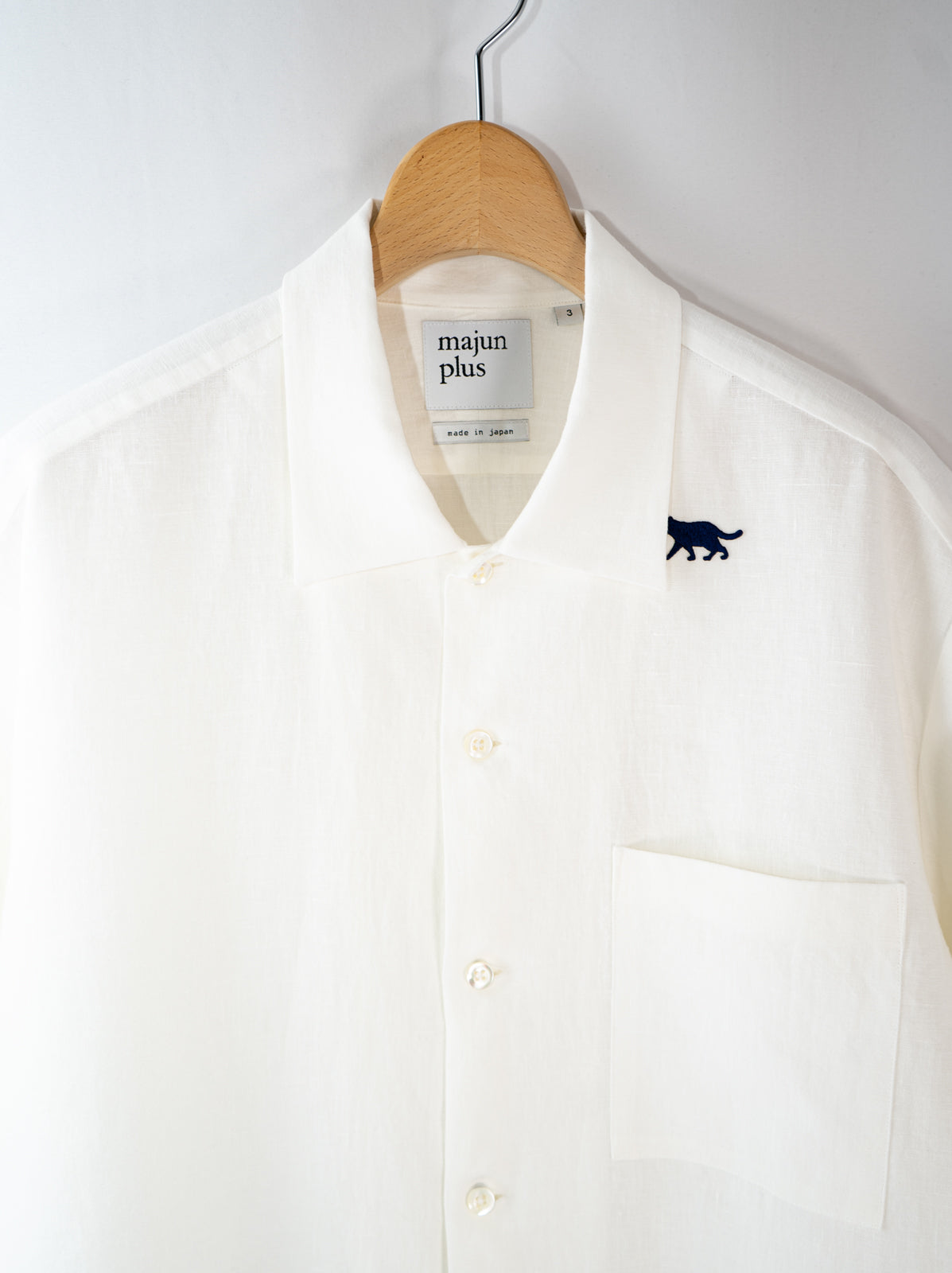 隠れイリオモテヤマネコ かりゆしシャツ | majun plus