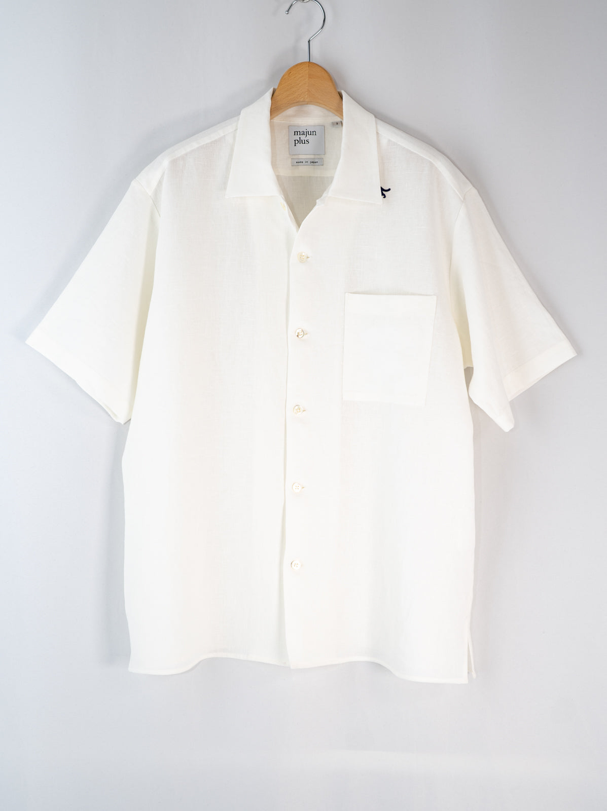 隠れイリオモテヤマネコ かりゆしシャツ | majun plus