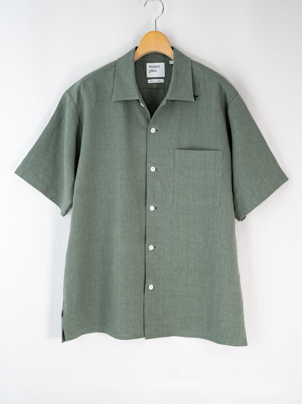 隠れイリオモテヤマネコ かりゆしシャツ | majun plus