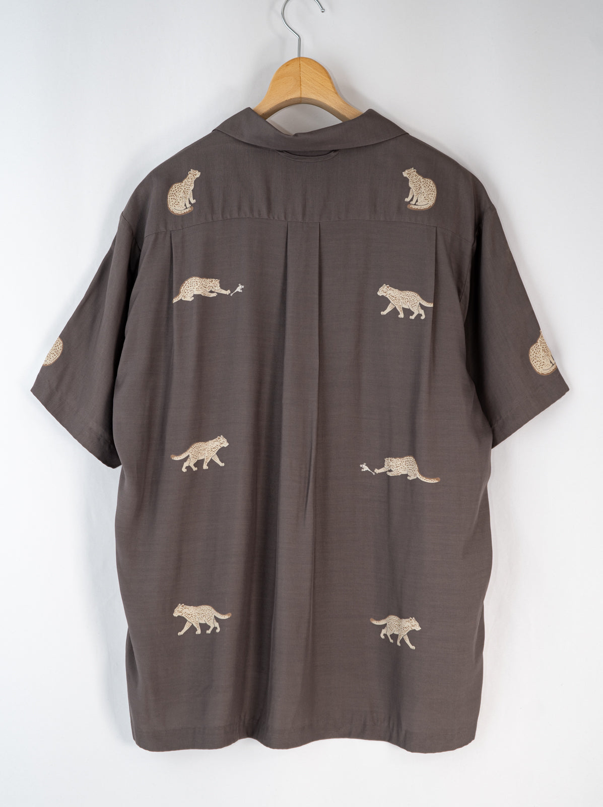 ヤマネコパネル かりゆしシャツ | majun plus