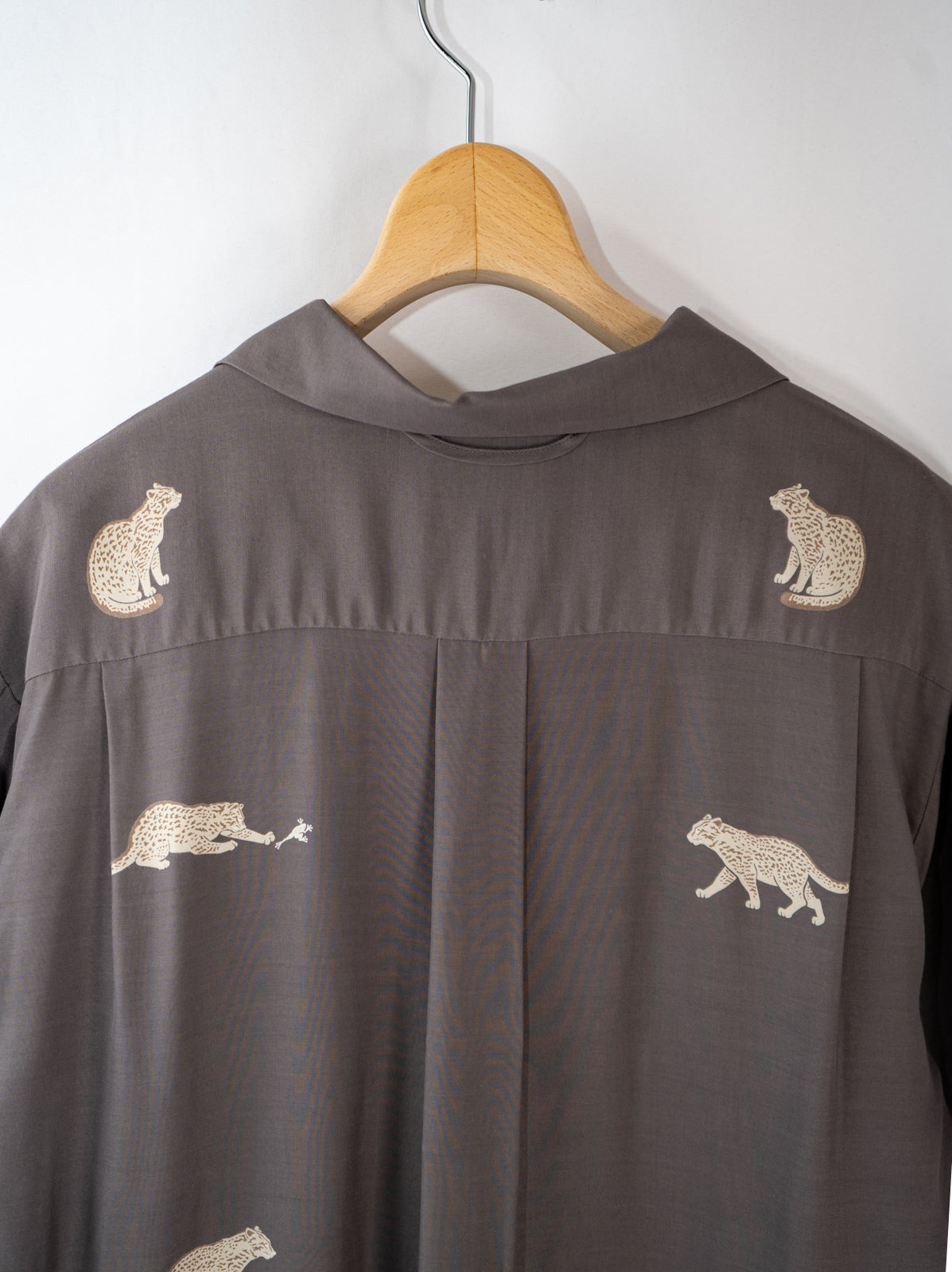 ヤマネコパネル かりゆしシャツ | majun plus