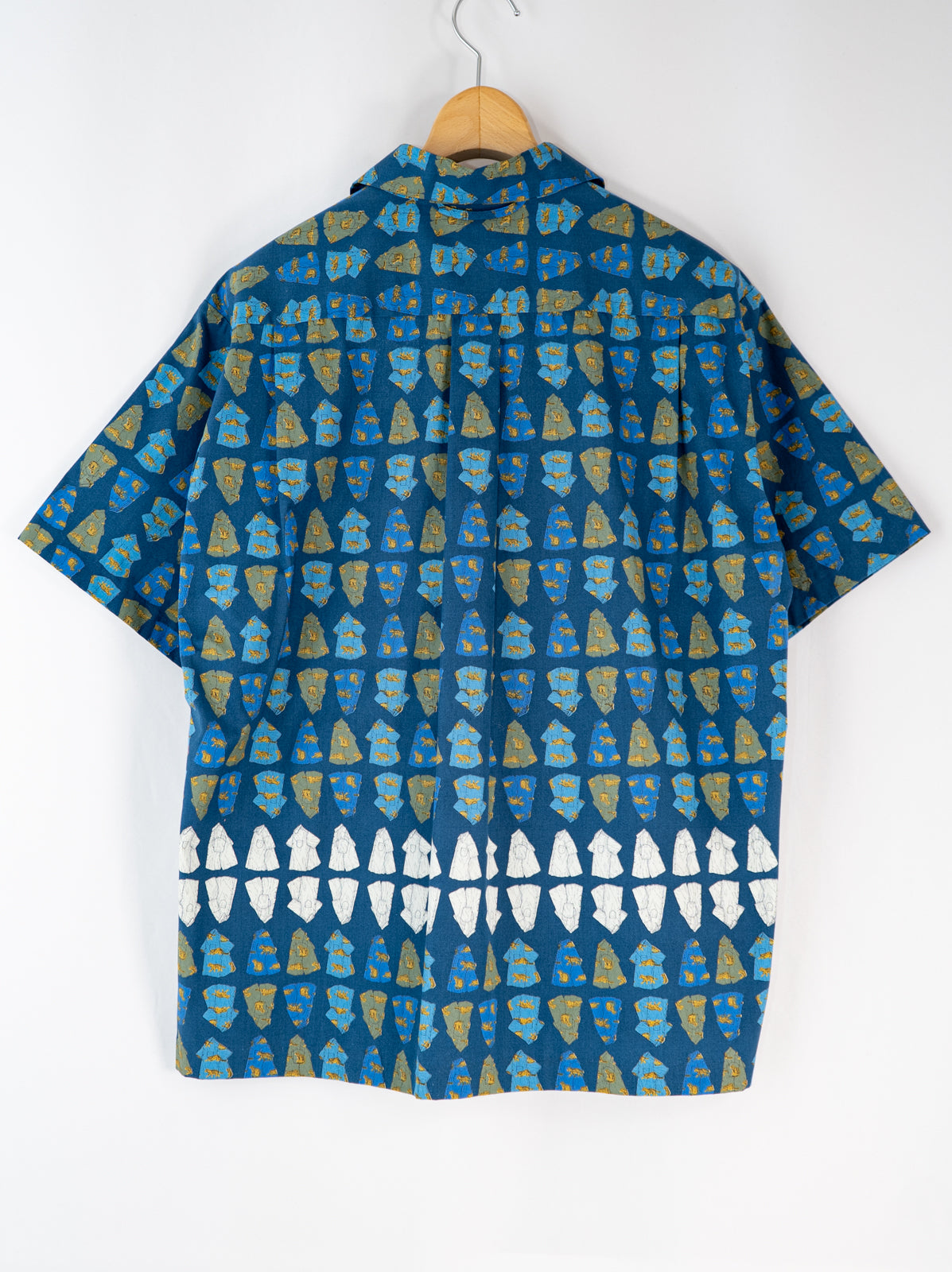 ヤマネコかりゆしシャツ柄 かりゆしシャツ | majun plus