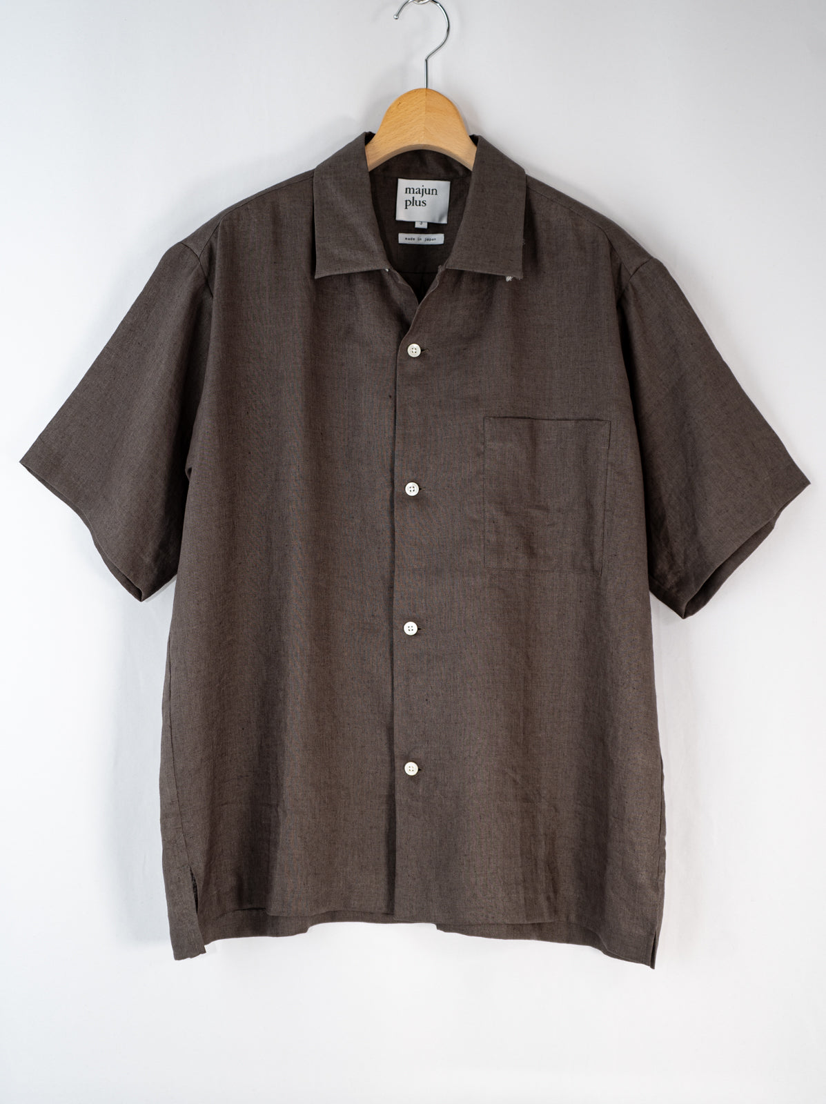 隠れイシガキトカゲ かりゆしシャツ | majun plus