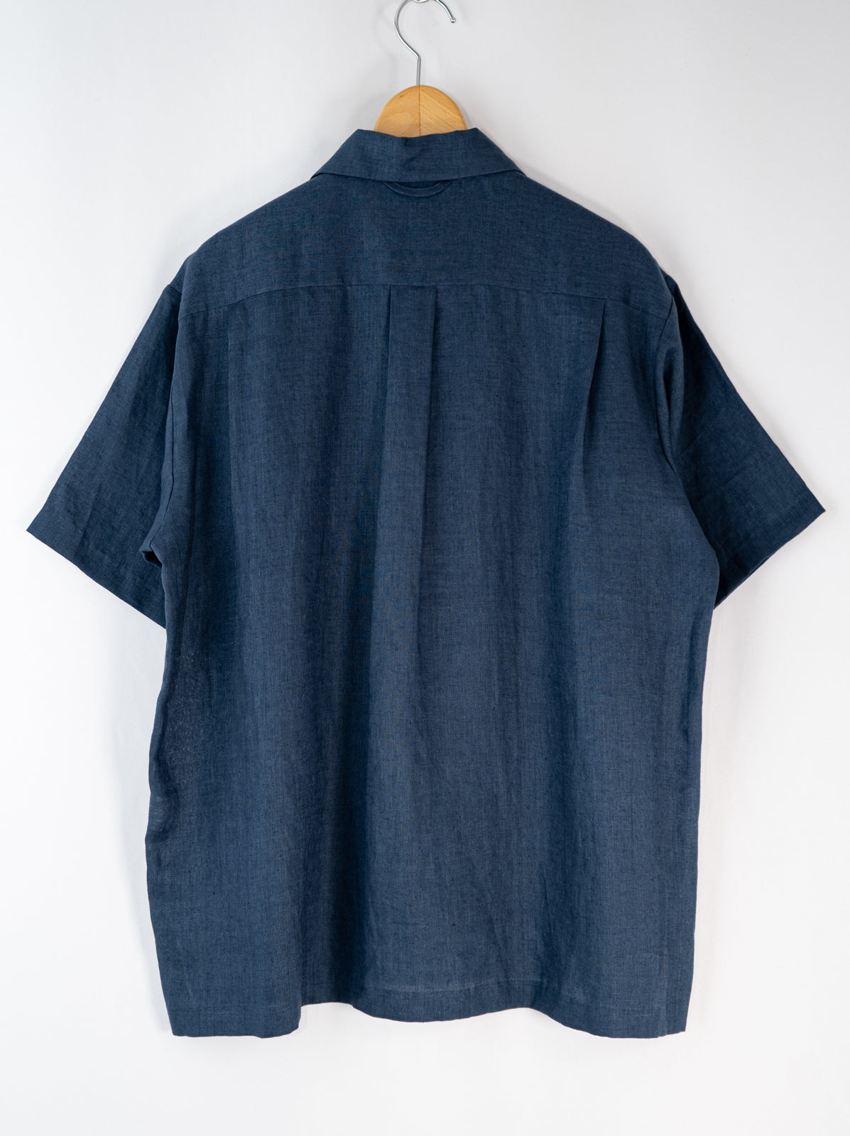 隠れイシガキトカゲ かりゆしシャツ | majun plus