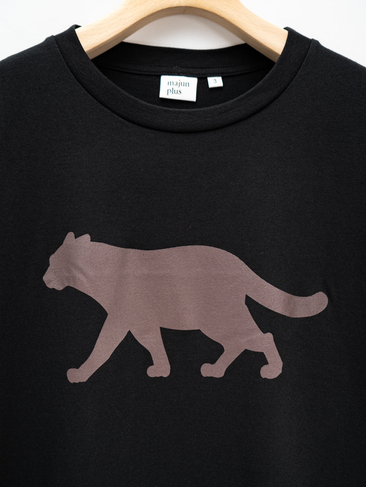 イリオモテヤマネコプリントTシャツ(ブラック) | majun plus