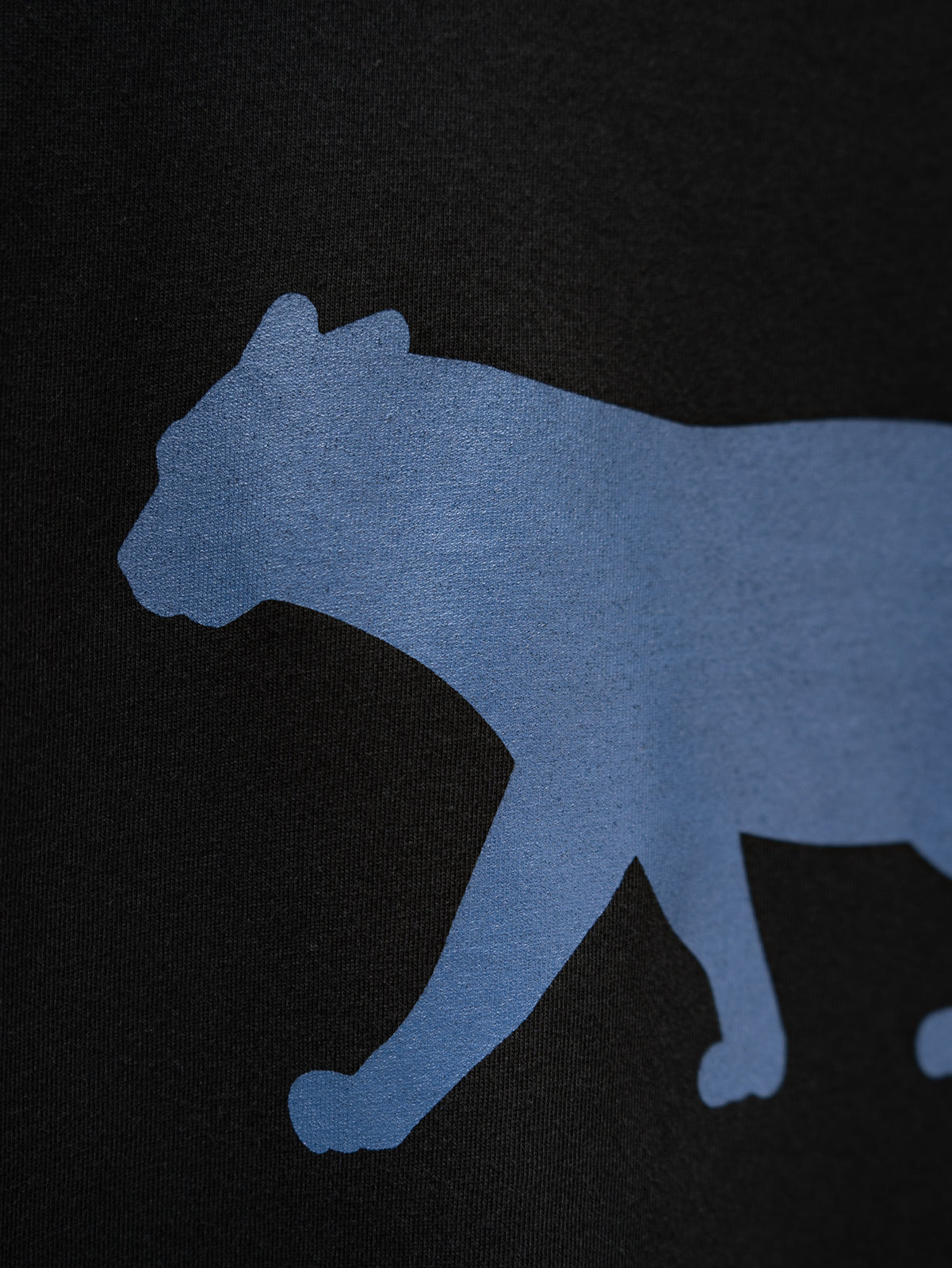 イリオモテヤマネコプリントTシャツ(ブラック) | majun plus