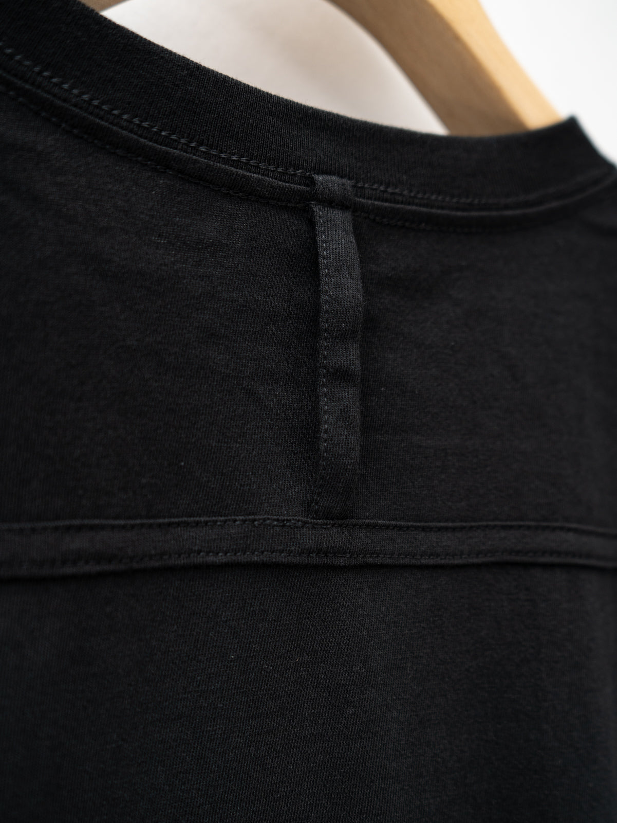 イリオモテヤマネコプリントTシャツ(ブラック) | majun plus