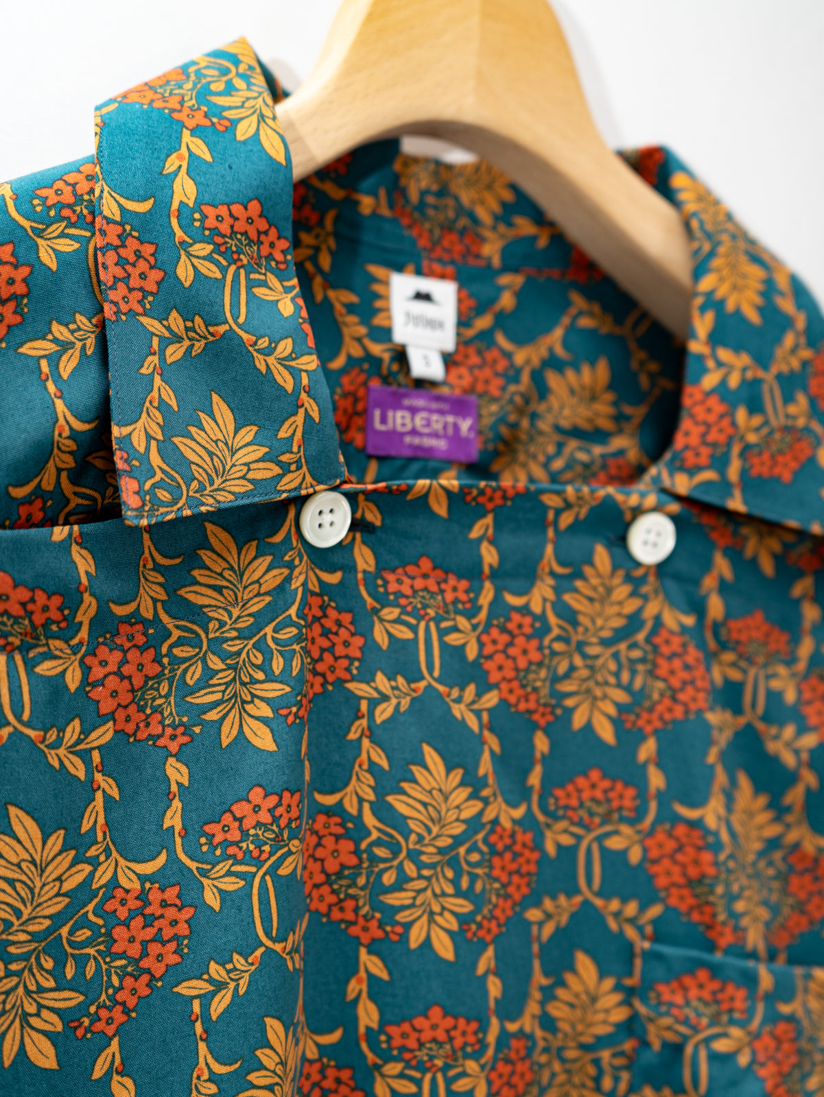 スラッシュカットプルオーバーシャツ | Jipijapa