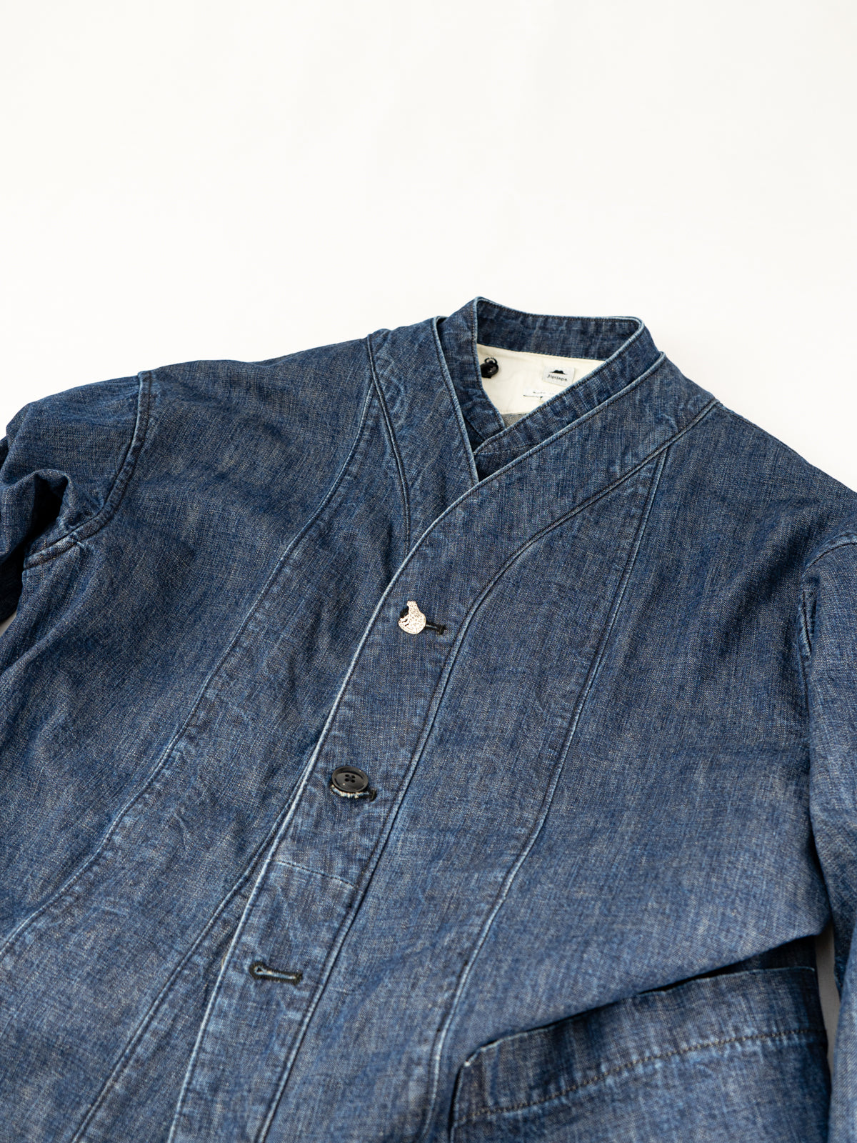 ヤマネコシルバーチャーム(ボタン) | majun plus